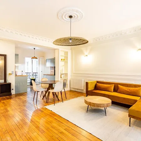 Guestready - Golden Elegance In Le Marais Paris